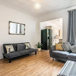  Holiday home Regent House United Kingdom