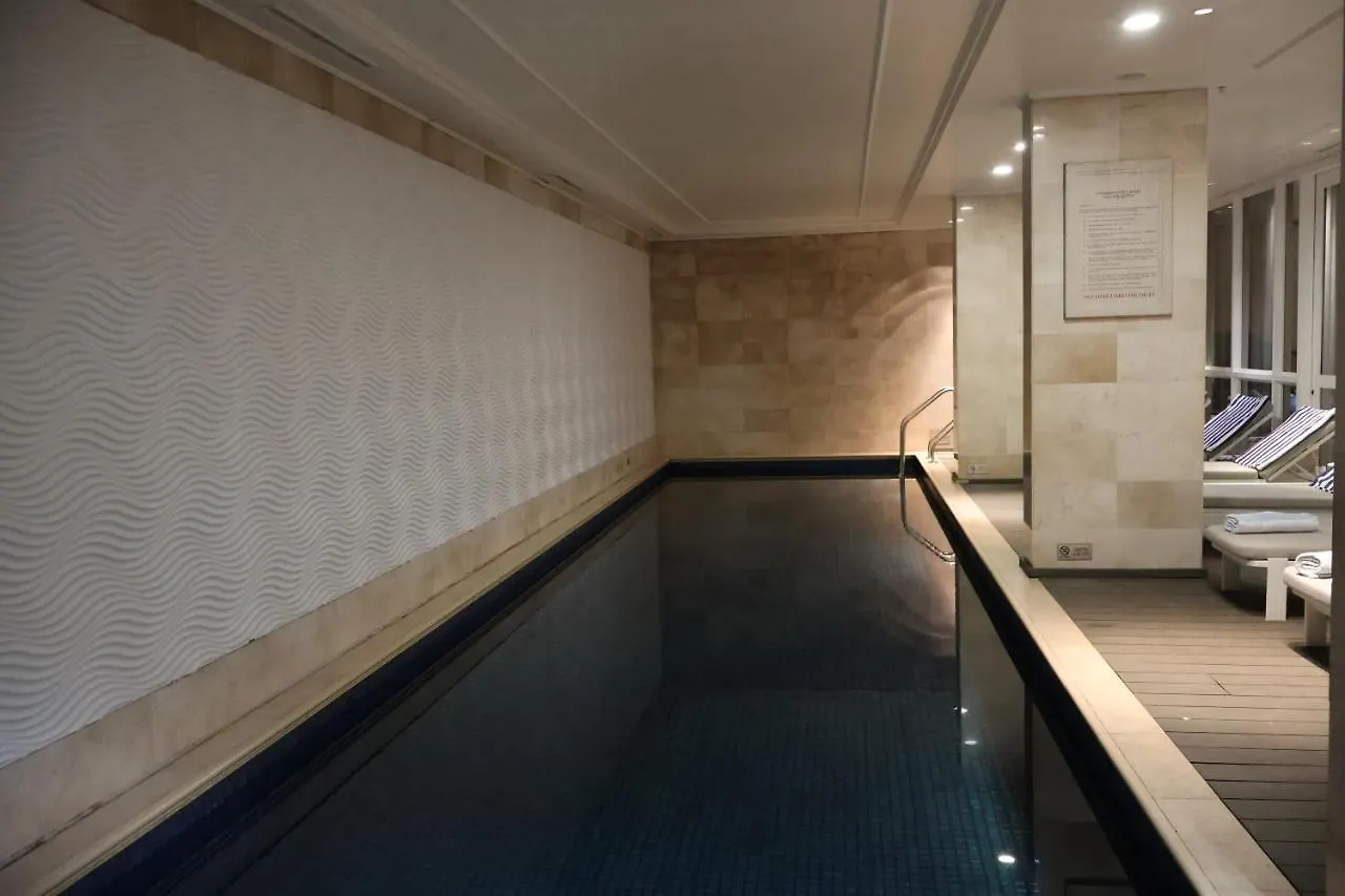 Luxury Residence At Taj Cape Town - Top Corner Apartment With Balcony - Newly Renovated South Africa